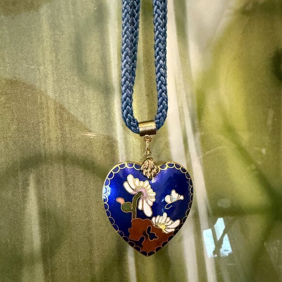 Cloisonne Two Sided Pendant on Double Cord Vintage - Picture 7 of 8